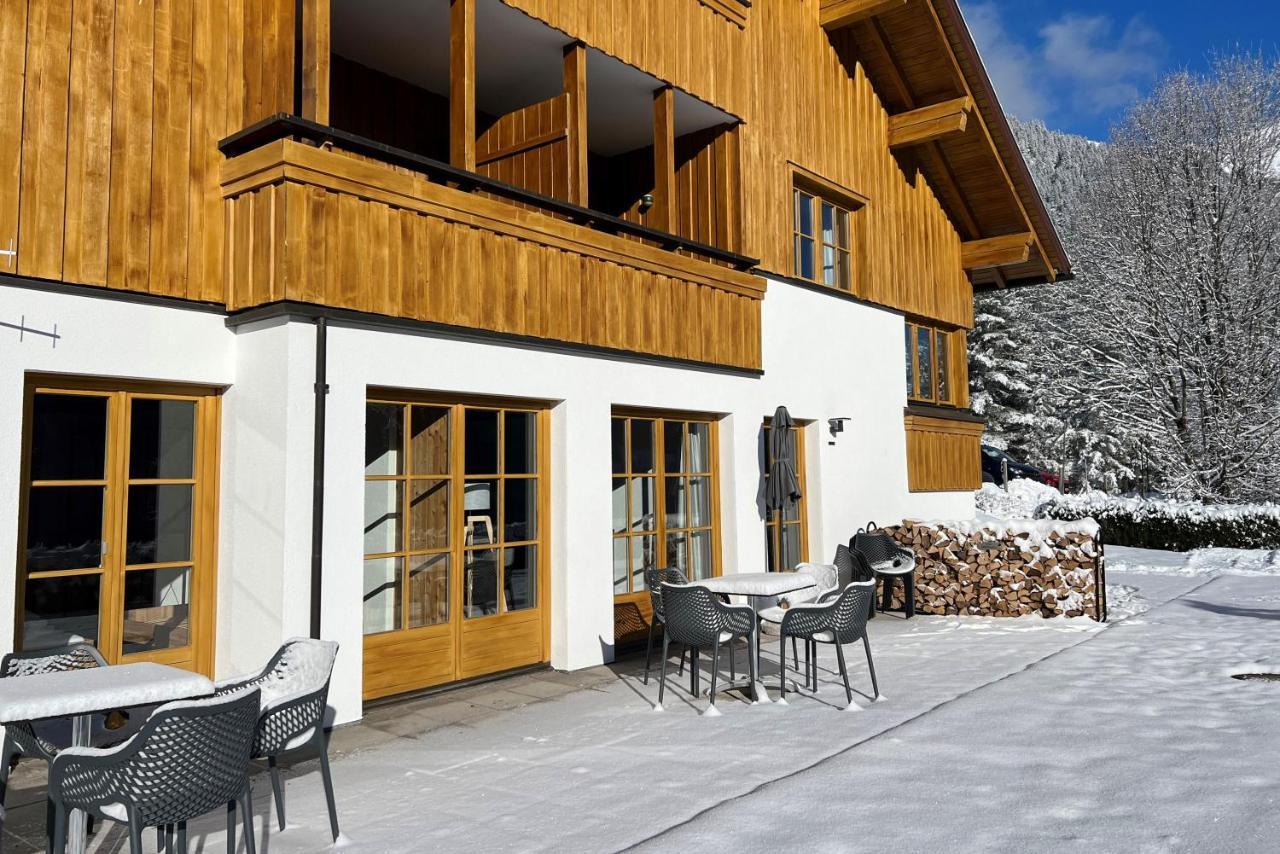 Apartmenthaus Matri By Pferd Auf Wolke Wald am Arlberg Bagian luar foto