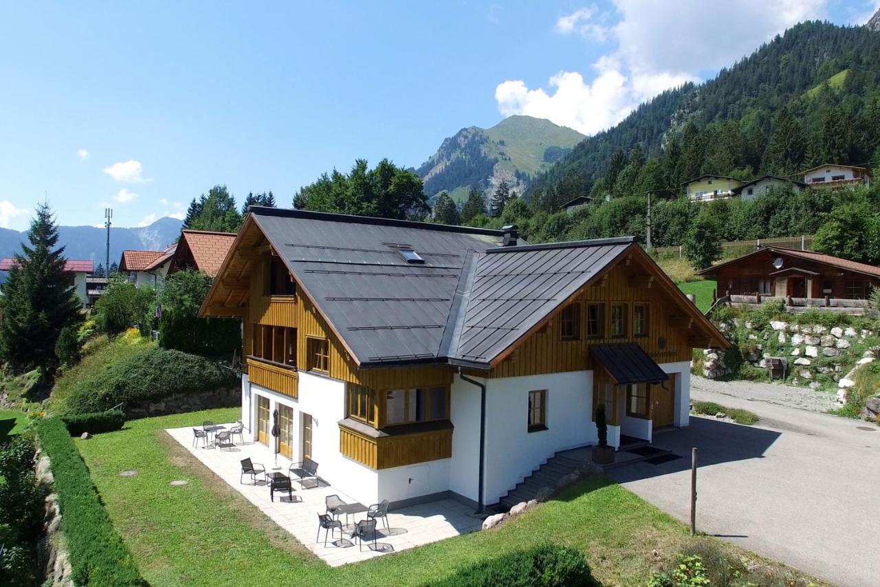 Apartmenthaus Matri By Pferd Auf Wolke Wald am Arlberg Bagian luar foto