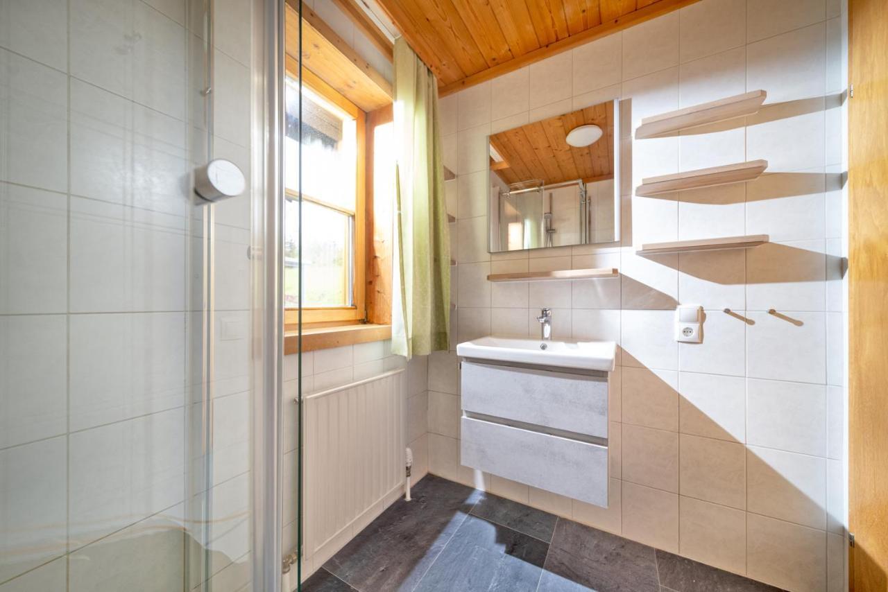 Apartmenthaus Matri By Pferd Auf Wolke Wald am Arlberg Bagian luar foto
