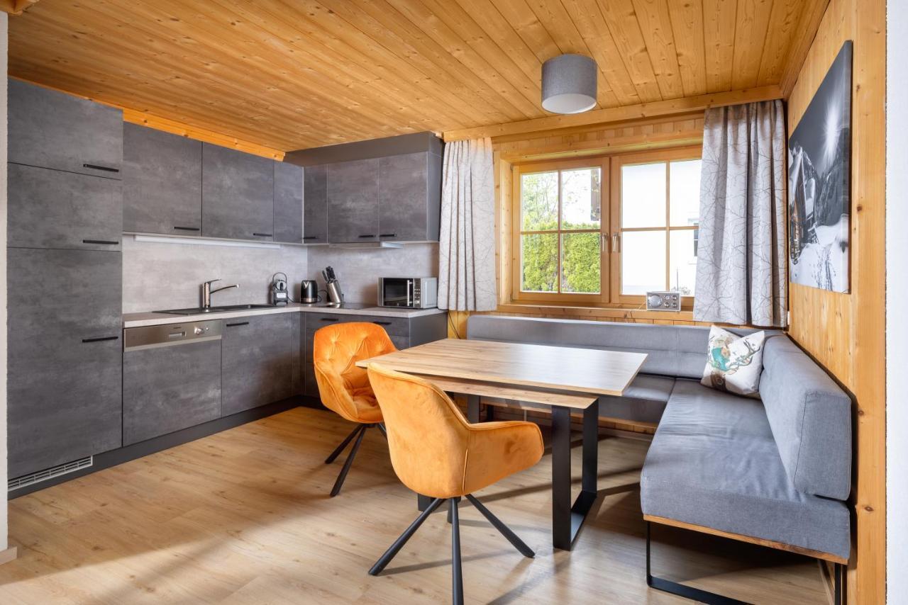 Apartmenthaus Matri By Pferd Auf Wolke Wald am Arlberg Bagian luar foto