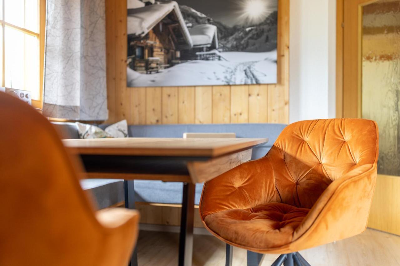 Apartmenthaus Matri By Pferd Auf Wolke Wald am Arlberg Bagian luar foto
