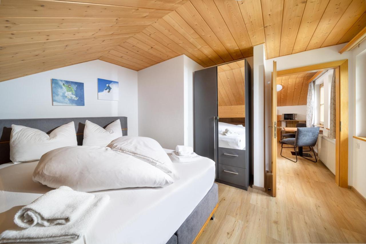 Apartmenthaus Matri By Pferd Auf Wolke Wald am Arlberg Bagian luar foto