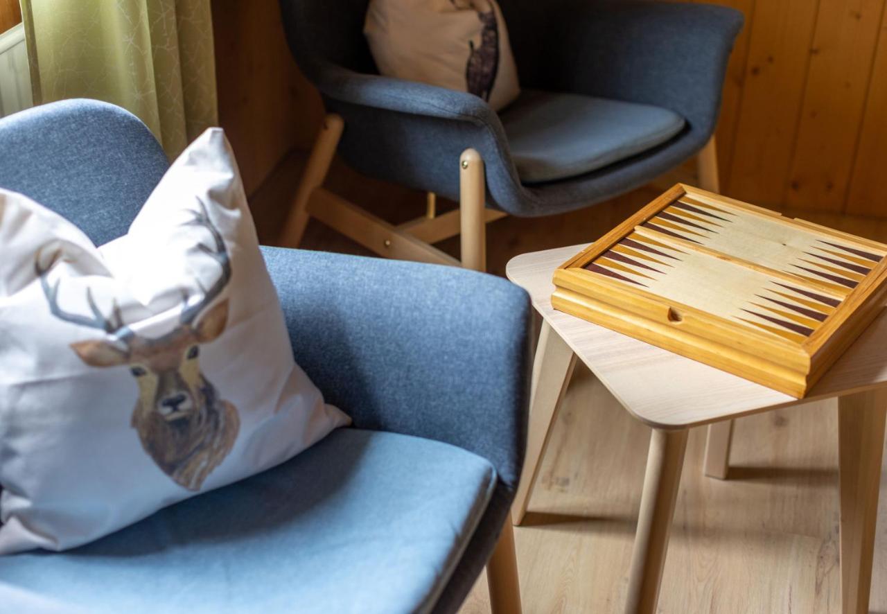 Apartmenthaus Matri By Pferd Auf Wolke Wald am Arlberg Bagian luar foto